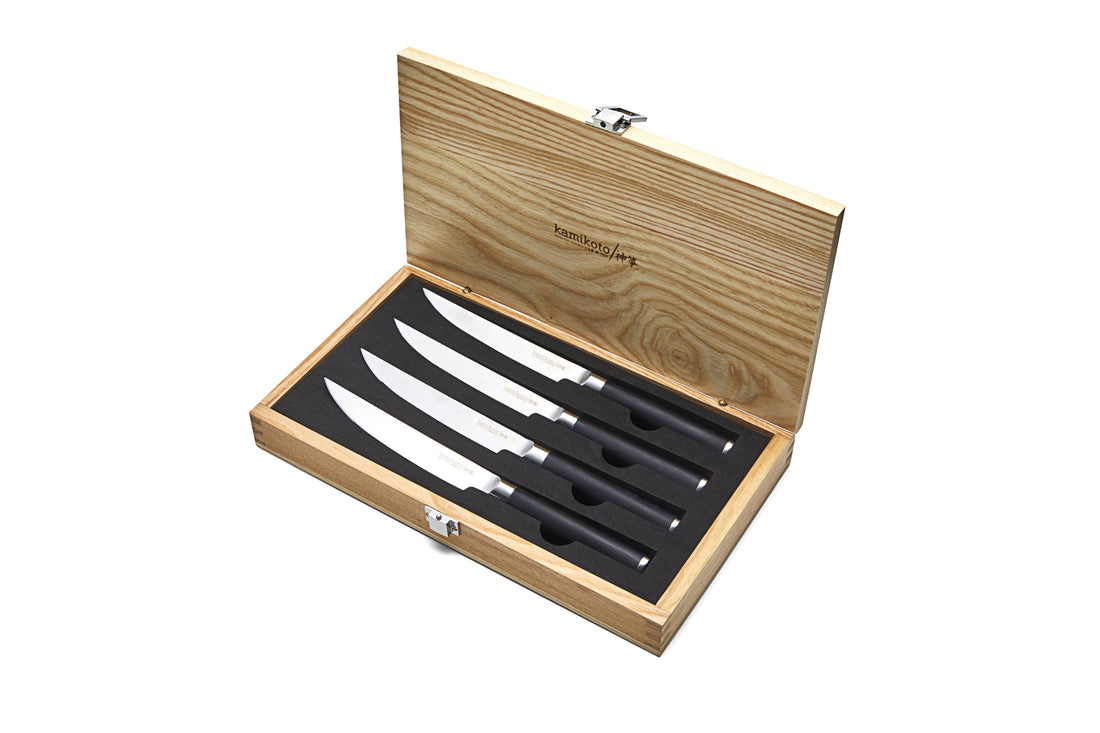 5 Steak Knives In A Wood Chest (Set of 6)